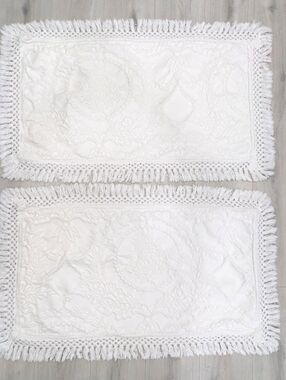 LA ROCHELLE White Floral Medallion Damask KING Pillow Shams Fringe Portugal Set2